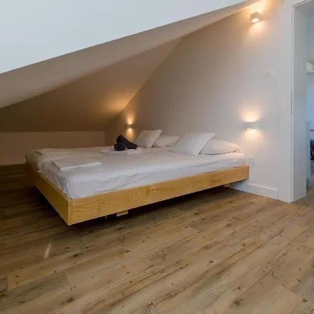 Apartment In 39092 Crikvenica