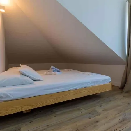 Apartment In 39092 Crikvenica